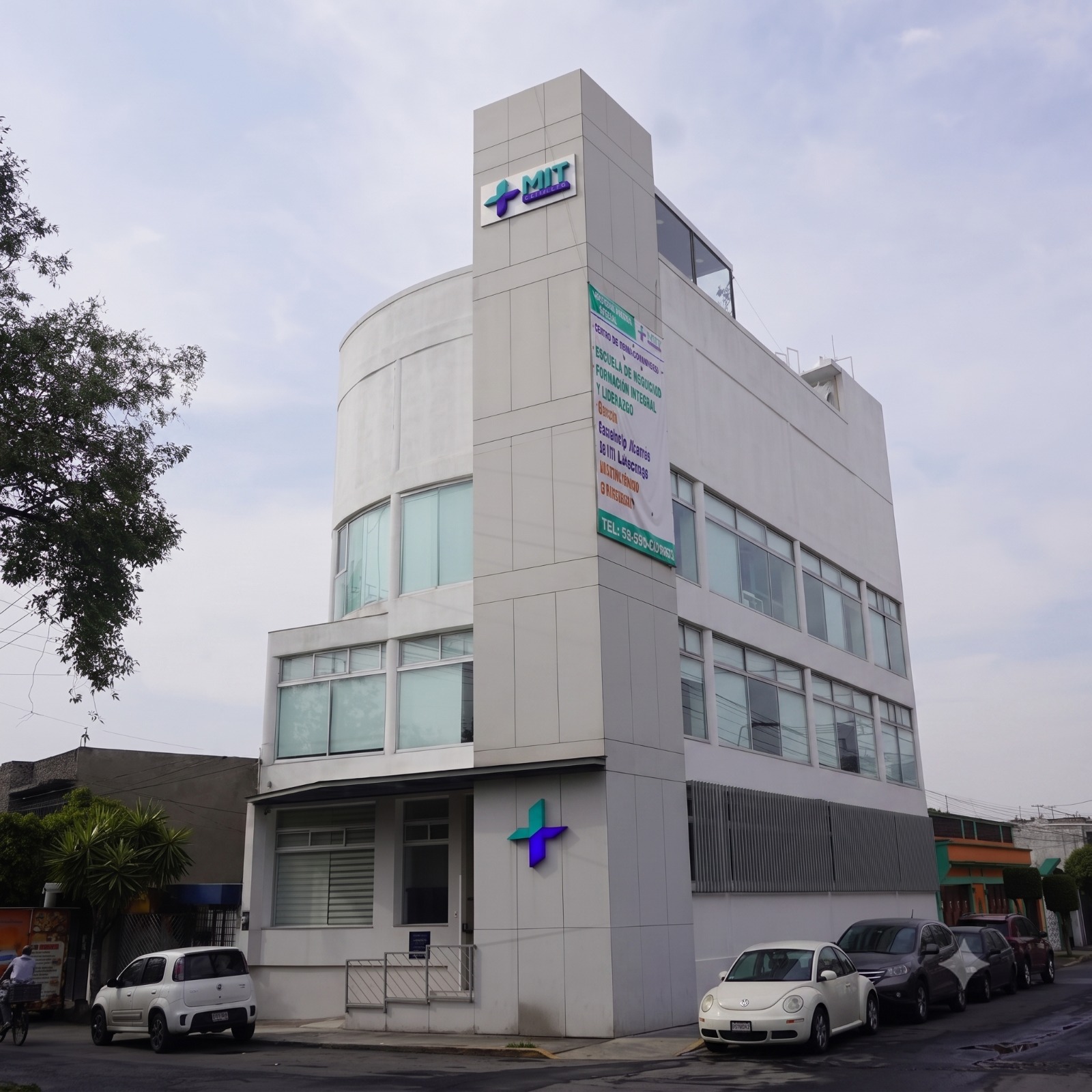 Fachada MIT Medical Tower